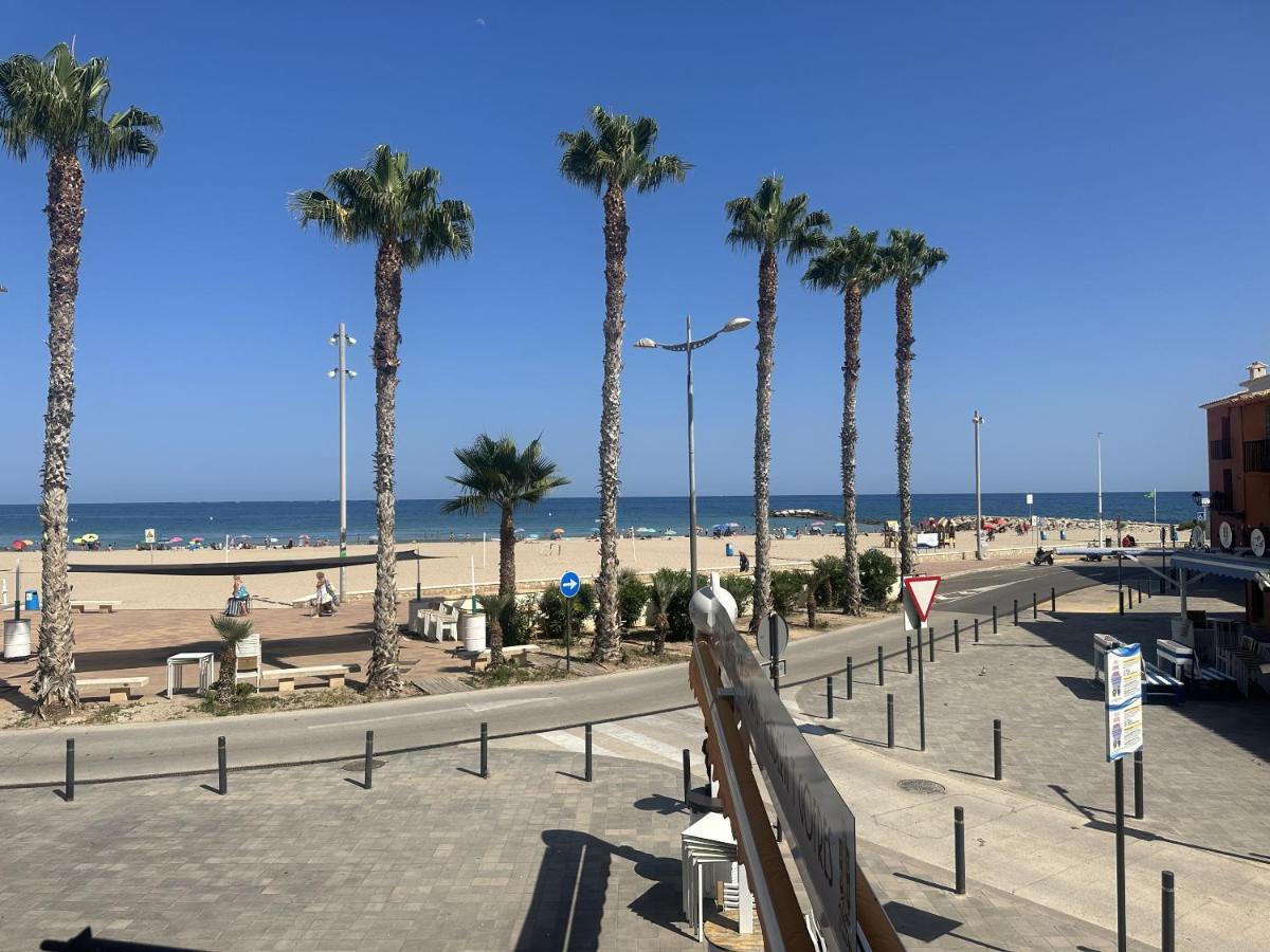 Arsenal 31 By Seaward Suites Villajoyosa Bagian luar foto