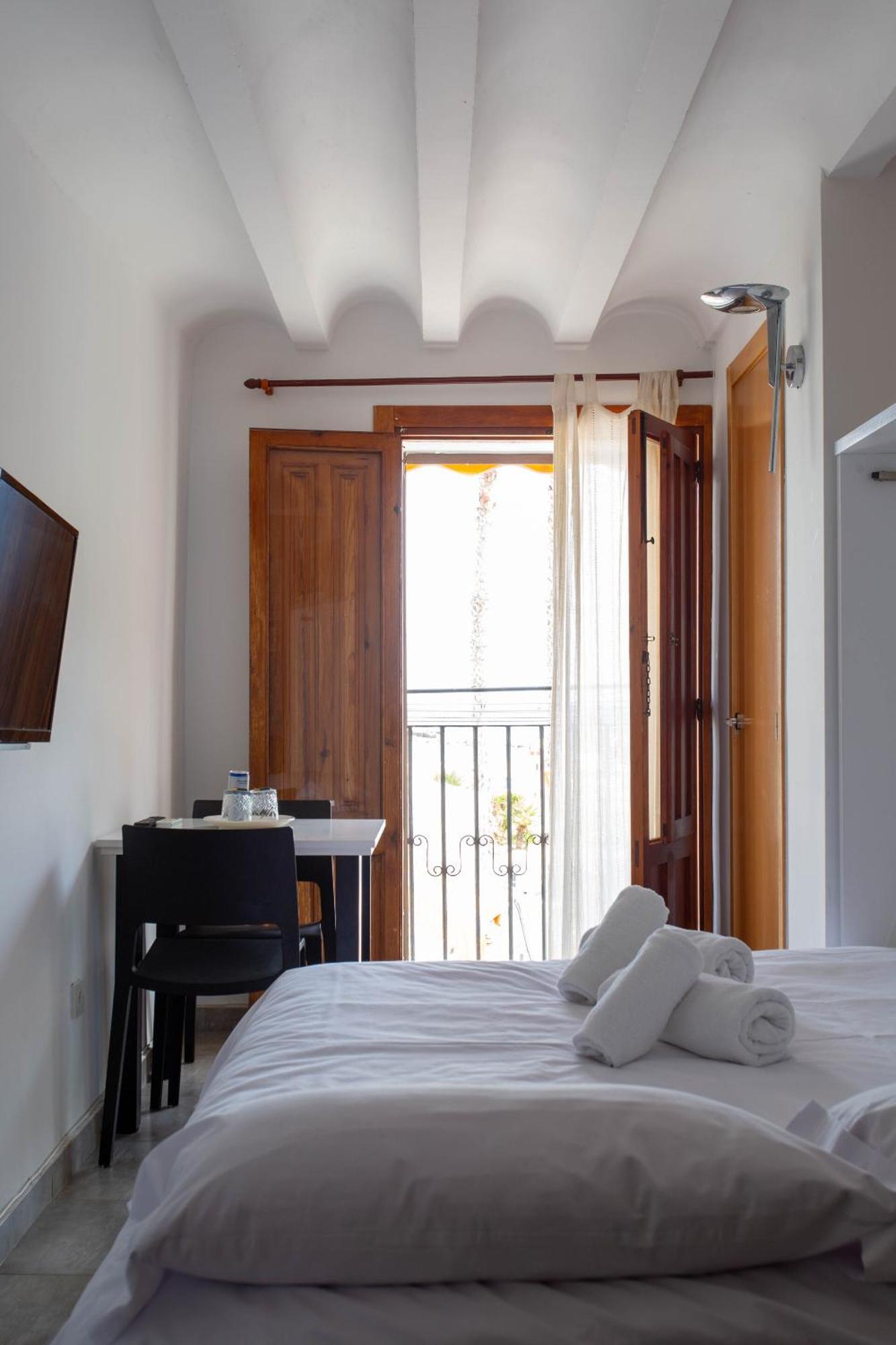 Arsenal 31 By Seaward Suites Villajoyosa Bagian luar foto